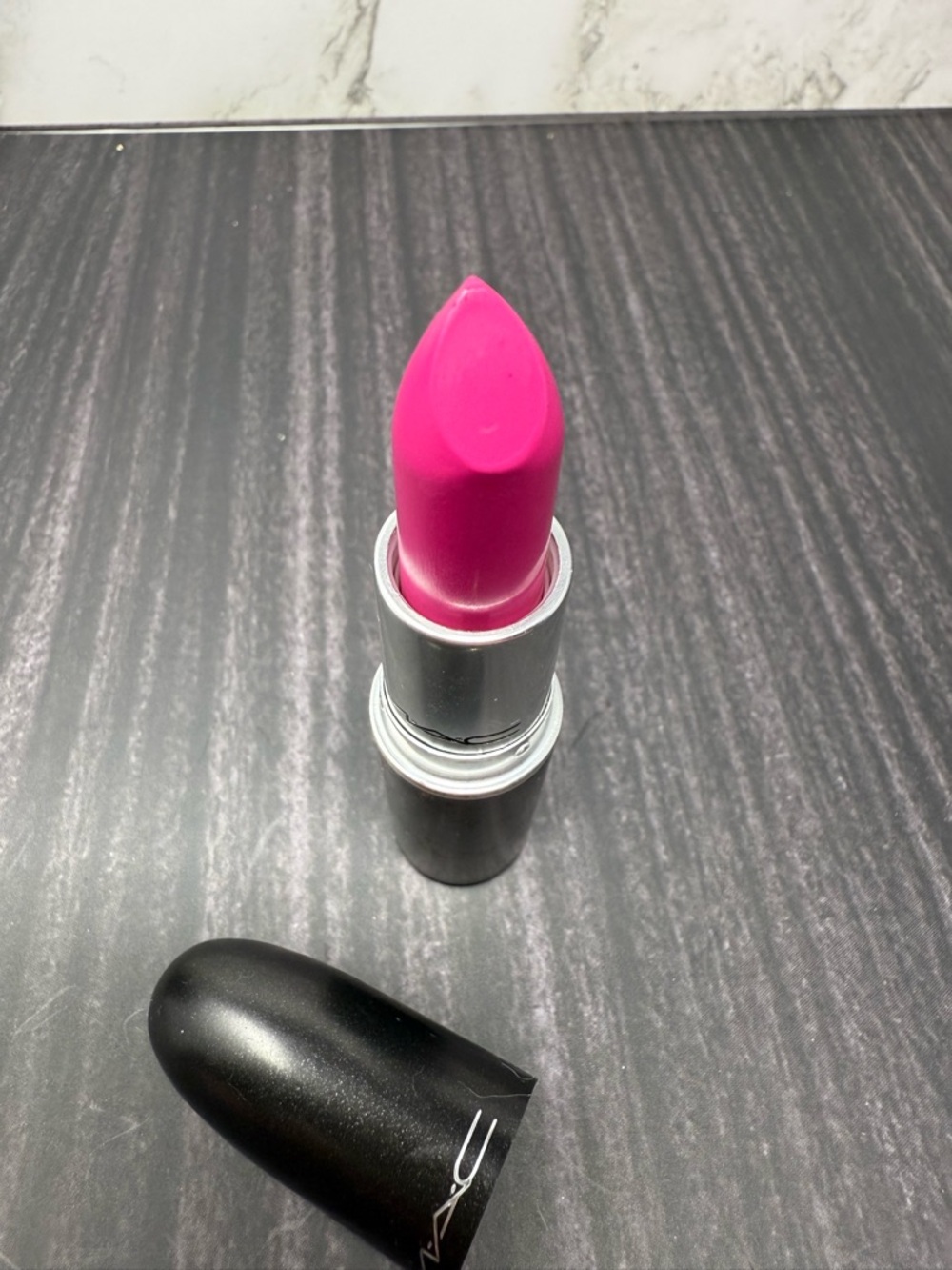 MAC Matte Lipstick CANDY YUM-YUM Full Size 3 g / 0.1 oz